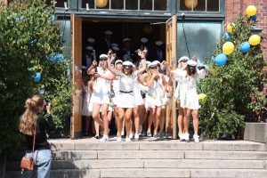 Sjung om studentens lyckliga dag student2018 18 Ystad Gymnasium