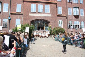 Sjung om studentens lyckliga dag student2018 21 Ystad Gymnasium