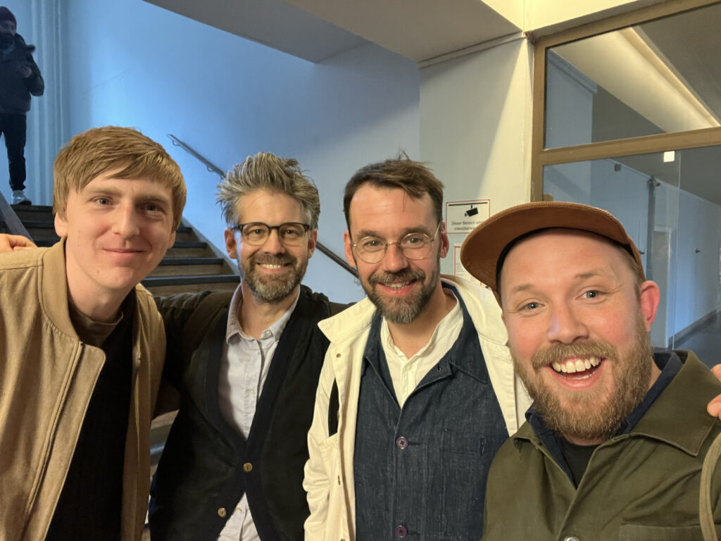 Niklas och Erik jobbskuggade i Berlin om undervisning i elektronisk musik ES Berlin erasmus 3 Ystad Gymnasium