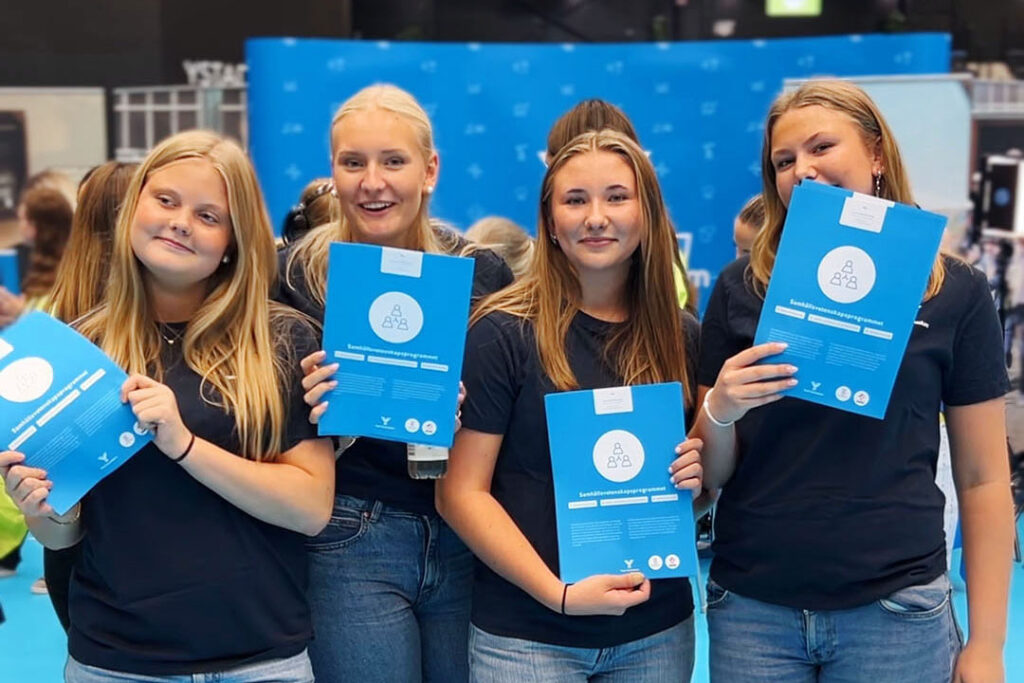 Elever på framtidsmässan