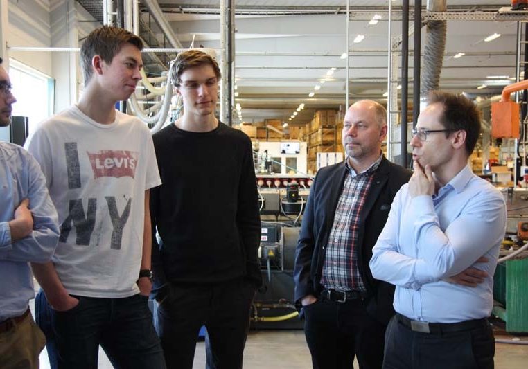 Studiebesök T4 BLS Industries Studiebesök T4 BLS Industries