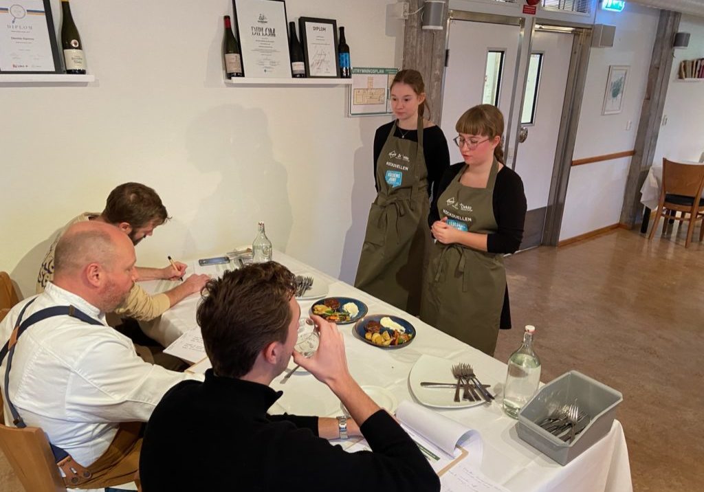 Kockduellen Restaurang och livsmedel. 2023 Ystad Gymnasium Kockduellen Restaurang och livsmedel. 2023 Ystad Gymnasium