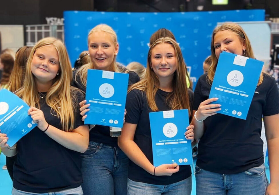Elever på framtidsmässan
